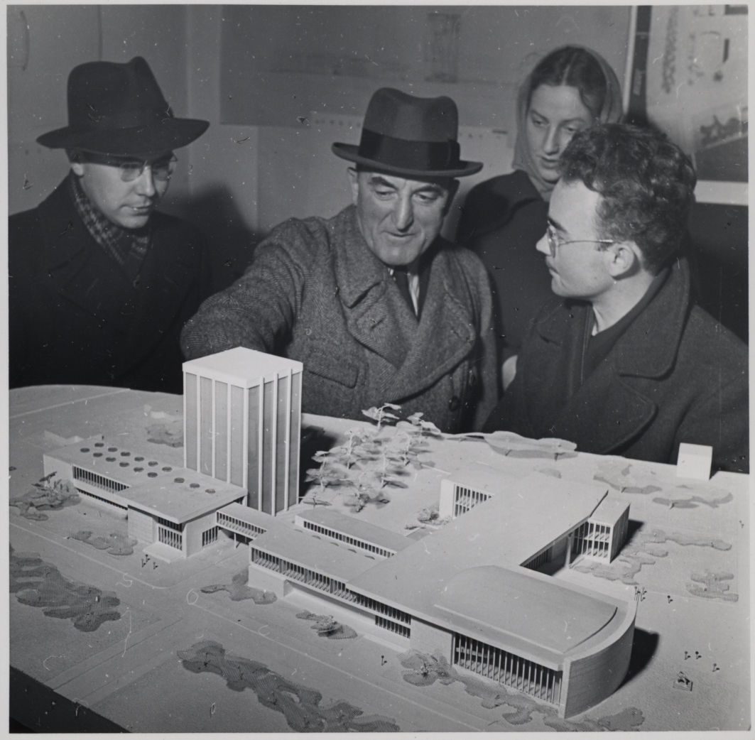 Modell: Hörsaalgebäude und Bibliothek