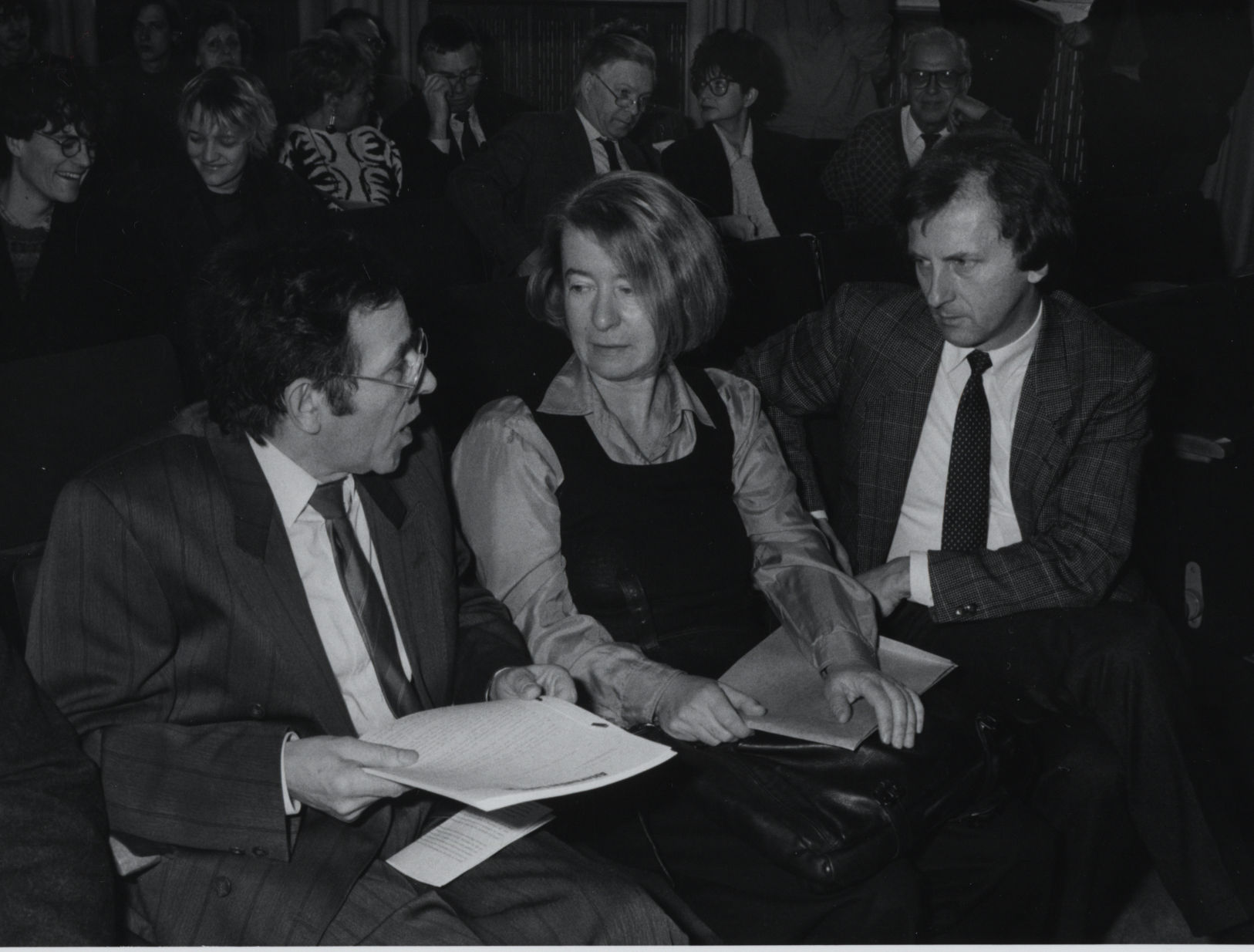 Vertreter der HU, FU und des Abgeordnetenhauses im Gespräch