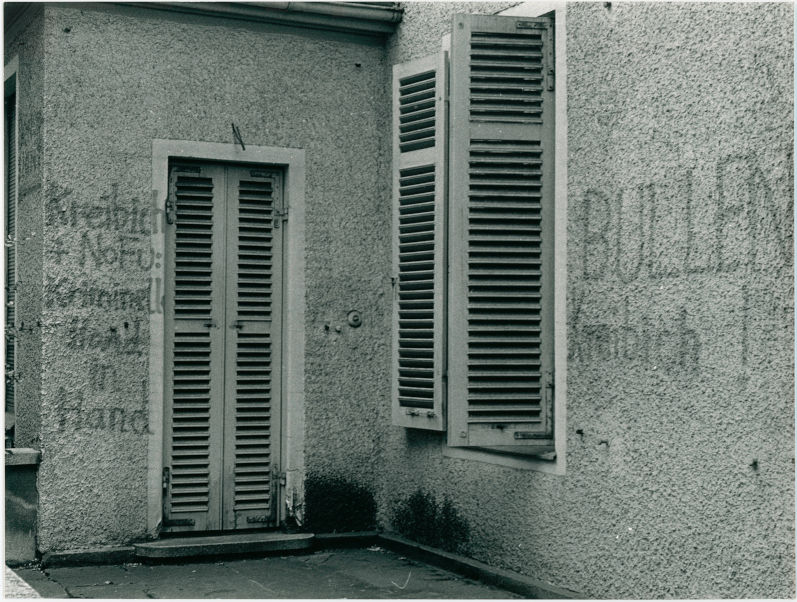 Beschmierungen an der Fassade des Präsidialamtes