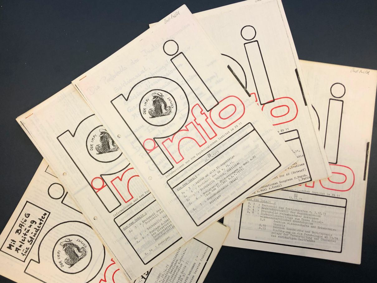 Informationsbroschüren des Fachbereichs Psychologie