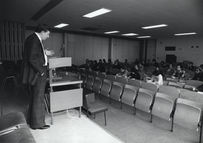 Vorlesung: Prof. Dr. Alexander Schwan