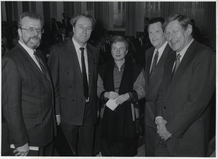  Prof. Dr. Manfred Erhardt und Prof. Dr. Marlis Dürkop bei Immatrikulationsfeier HU am 25. November 1992